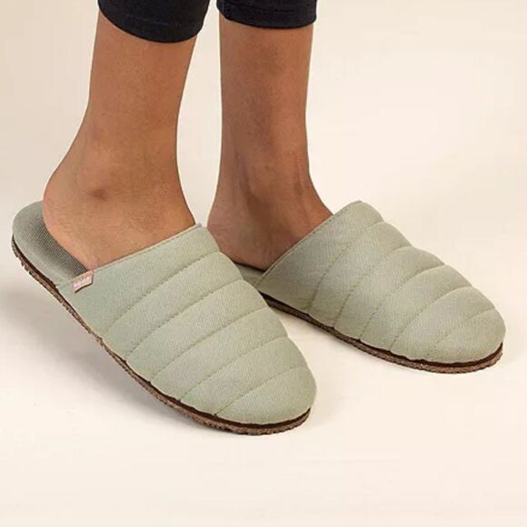 Feelgoodz Shoes - FEELGOODZ - Mule Slipper Artisan Quilted Indoor / Outdoor House Shoes